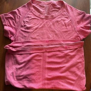 Lululemon top size 2